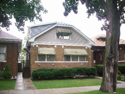 5028 W Nelson St., Chicago, IL 60641