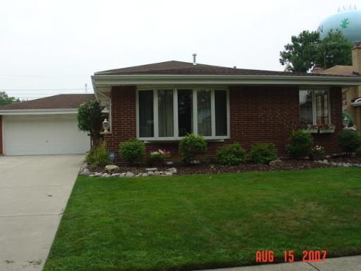 9733 Menard Ave., Oak Lawn, IL 60453