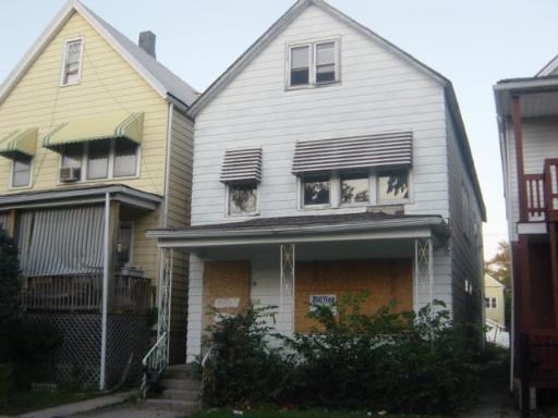 8713 S Marquette Ave., Chicago, IL 60617
