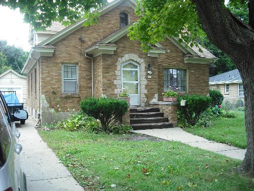 524 N Preston Ave., Elgin, IL 60120