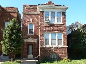 2238 W Winona St., Chicago, IL 60625