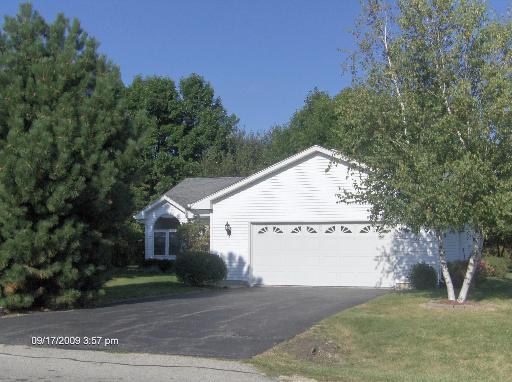 129 SE Lamplighter Loop, Poplar Grove, IL 61065