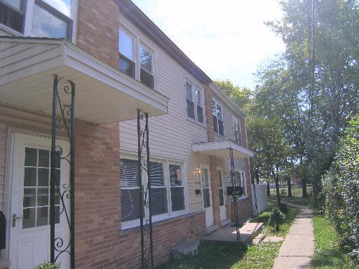 545 W Lynn Ct. #B, Glendale Heights, IL 60139