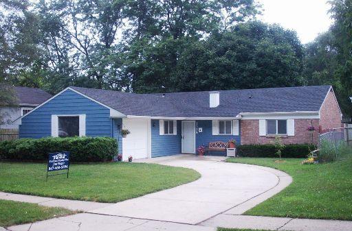 1354 Glengary Dr., Glendale Heights, IL 60139