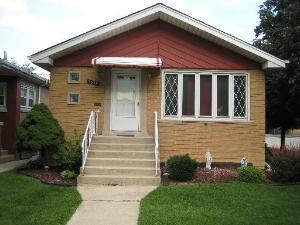 5559 S Parkside Ave., Chicago, IL 60638