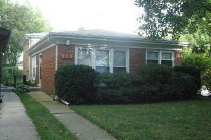 913 Brown Ave., Evanston, IL 60202