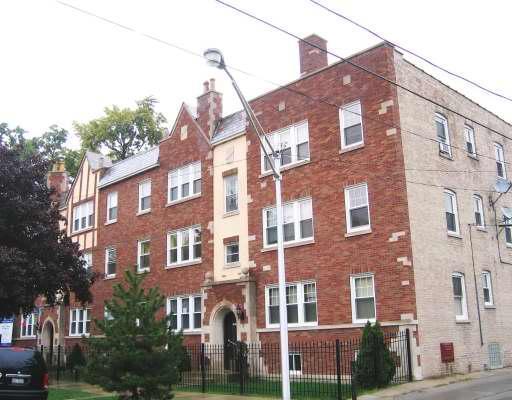 2719 N Lockwood Ave. #1B, Chicago, IL 60639