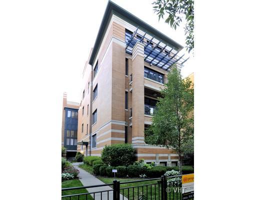 639 W Melrose #2S, Chicago, IL 60657