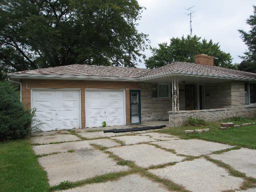 1965 E Locust St., Kankakee, IL 60901