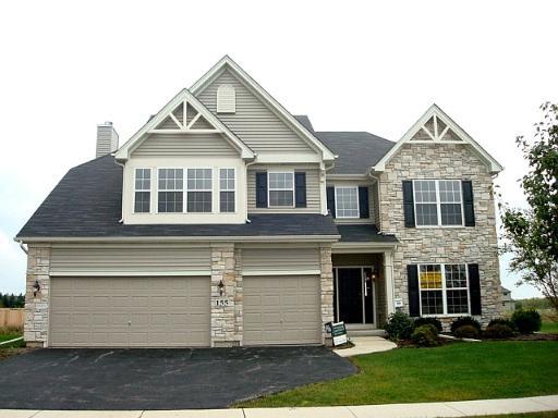 155 N Willowwood Dr., Oswego, IL 60543