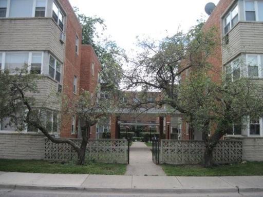 2409 W Balmoral Ave. #3A, Chicago, IL 60625