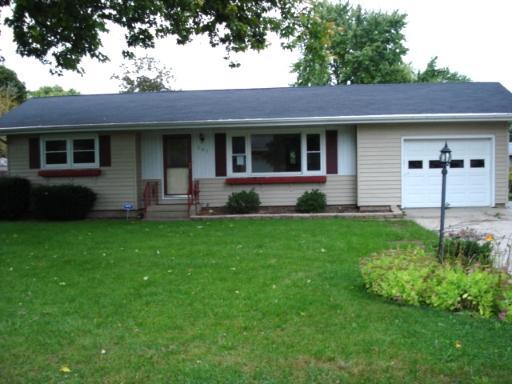 307 W State St., North Aurora, IL 60542