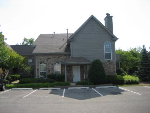 35 Foxcroft Rd. #103, Naperville, IL 60565