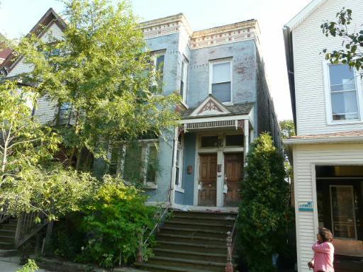 1063 W Cornelia Ave., Chicago, IL 60657