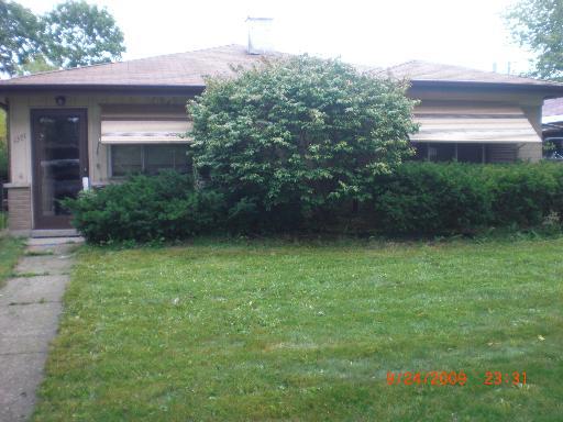 1371 Arthur St., Calumet City, IL 60409