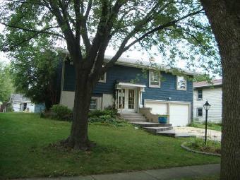 1100 Nottingham Ln., Hoffman Estates, IL 60195