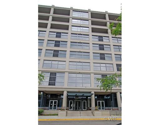 900 N Kingsbury St. #1112, Chicago, IL 60610