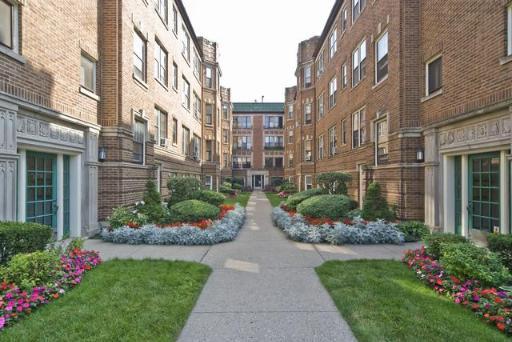 717 Hinman Ave. #2, Evanston, IL 60202