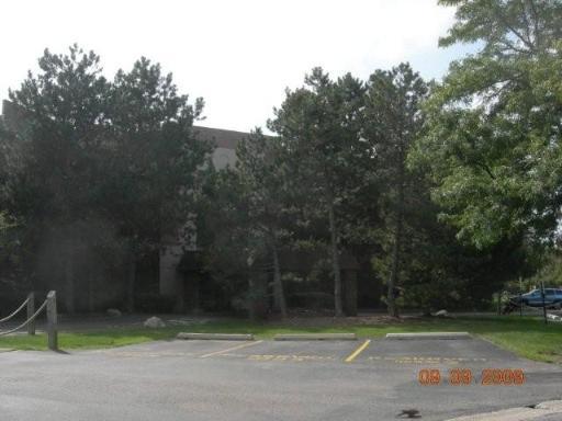 1026 Castilian Ct. #113, Glenview, IL 60025