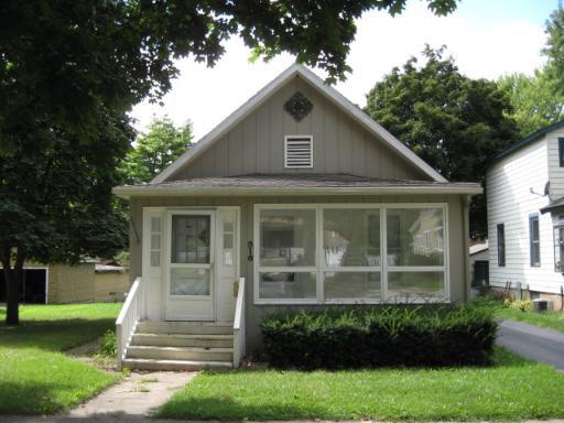 516 S Third St., West Dundee, IL 60118