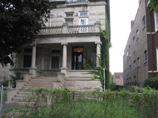 4218 W Washington Blvd., Chicago, IL 60624