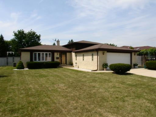 432 N Wilson Ln., Addison, IL 60101