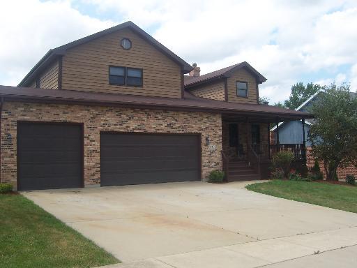 440 Wexford Dr., Lemont, IL 60439