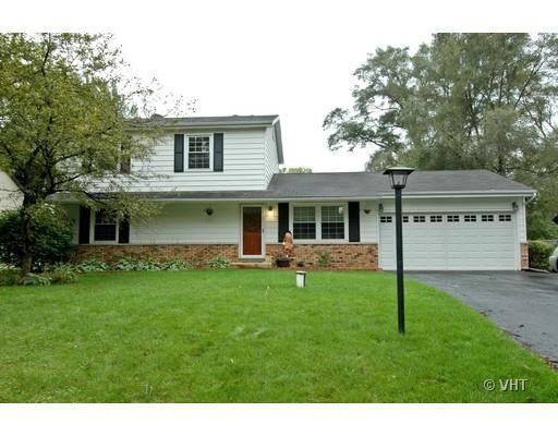 9403 Ballard Rd., Crystal Lake, IL 60014