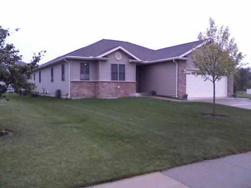 204 Oakwood Ave., Oglesby, IL 61348