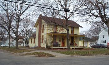209 S Orange St., Morrison, IL 61270
