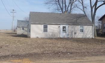 101 Main, Chana, IL 61015