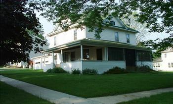 802 Evans, Ashton, IL 61006