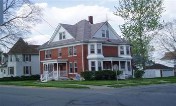 302 N Division Ave., Polo, IL 61064