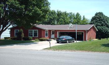 708 Coralyn Dr., Morrison, IL 61270
