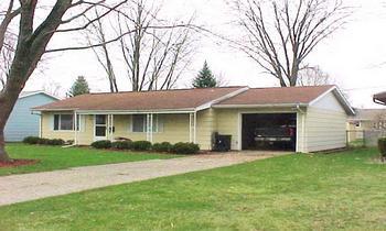 1909 21st Ave., Sterling, IL 61081
