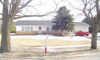 323 Main, Amboy, IL 61310