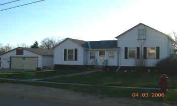 106 S. Davis, Amboy, IL 61310