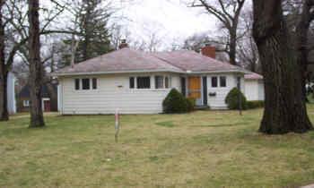 343 Wood, Dekalb, IL 60115
