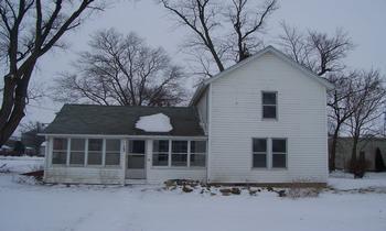 103 E Main, Harmon, IL 61042