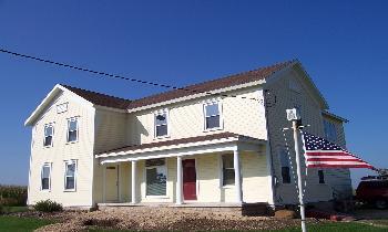 1635 Midway Rd., Ashton, IL 61006