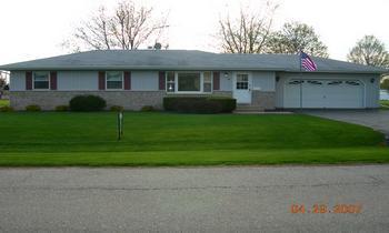 458 N. Jones, Amboy, IL 61310