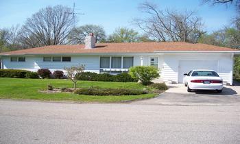 1201 Park Ln., Dixon, IL 61021