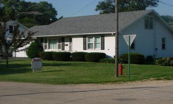 325 Sheridan, Dixon, IL 61021