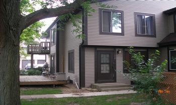 1739 Raintree Ct., Sycamore, IL 60178