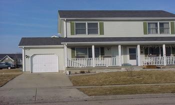 1383 Moluf, Dekalb, IL 60115