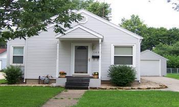 1406 E 14th St., Sterling, IL 61081