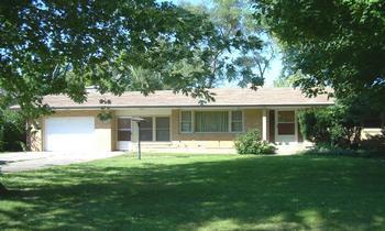 5108 Anne St., Sterling, IL 61081