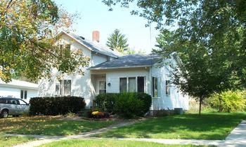 204 E. Winfield, Morrison, IL 61270