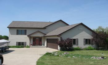 1759 North Brinton, Dixon, IL 61021