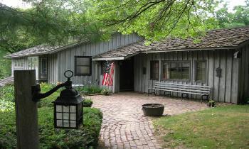 604 Greenwood Dr., Morrison, IL 61270